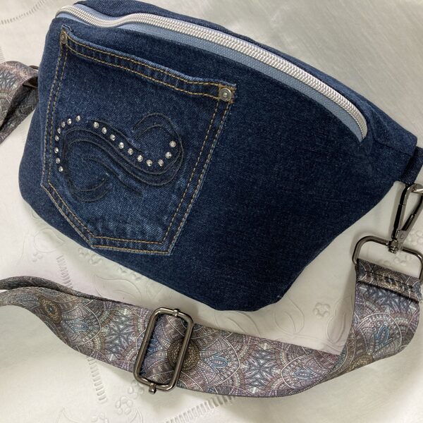Jeans Upcycling grösser Fr. 65.00